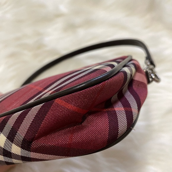 Authentic vintage Burberry red nova check clutch - Picture 4 of 10